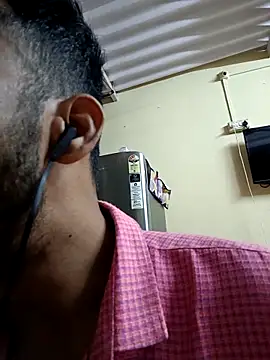 Snapshot of saggy1218 chatting on November 6, 2025, 3:13 pm saggy1218 online show from November 6, 2025, 3:13 pm