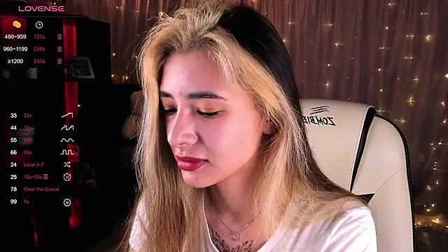 DarlaLike online show from January 26, 2025, 5:23 am