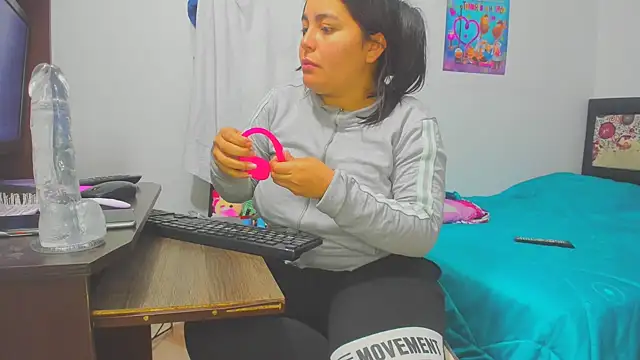 yournaughtyandsexyprinces online show from September 9, 2025, 2:33 am