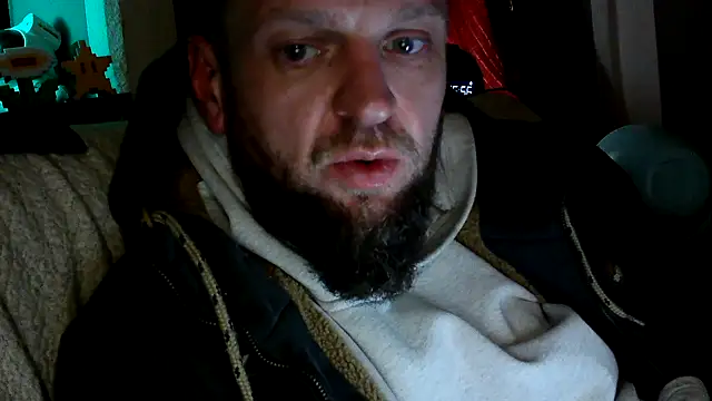 Snapshot of donhulio482 chatting on March 7, 2025, 4:57 am donhulio482 online show from March 7, 2025, 4:57 am