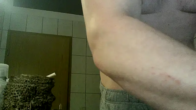 Snapshot of donhulio482 chatting on March 15, 2025, 2:56 am donhulio482 online show from March 15, 2025, 2:56 am