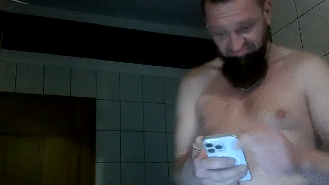 Snapshot of donhulio482 chatting on October 29, 2025, 11:39 pm donhulio482 online show from October 29, 2025, 11:39 pm