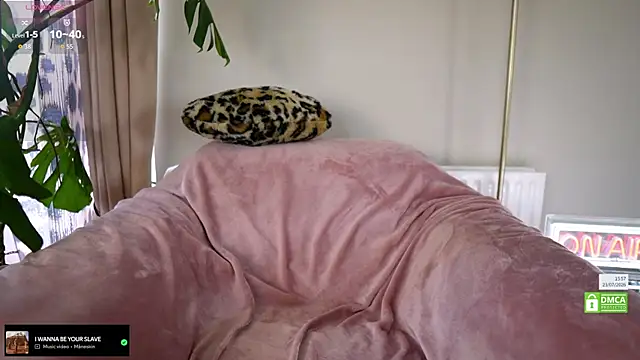 Billiexxox online show from July 23, 2026, 2:59 pm