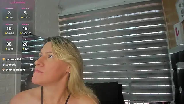 Snapshot of charlotte__G chatting on January 31, 2025, 4:27 pm charlotte G online show from January 31, 2025, 4:27 pm