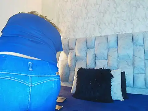 Snapshot of charlotte__G chatting on September 19, 2025, 11:22 am charlotte G online show from September 19, 2025, 11:22 am