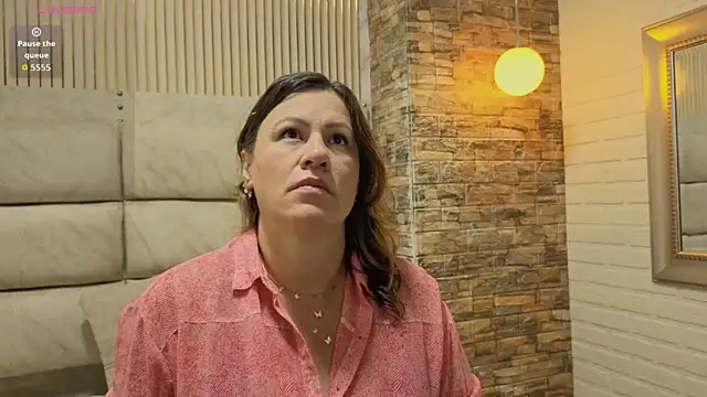 Snapshot of charlotte__G chatting on November 13, 2025, 9:19 am charlotte G online show from November 13, 2025, 9:19 am