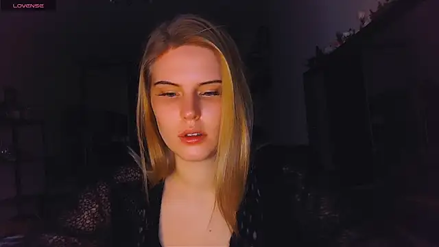 VoluptuousDreams online show from March 2, 2025, 2:21 pm