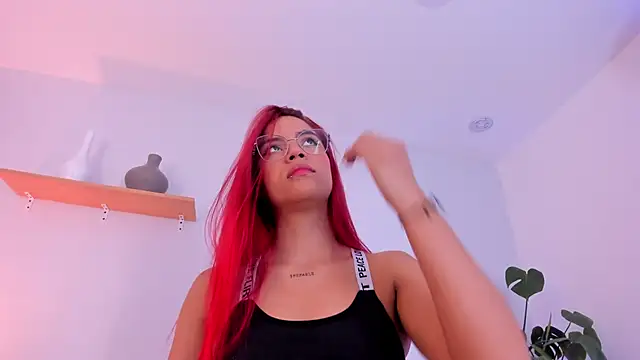 Scarlett Morgan  online show from February 6, 2025, 7:29 pm