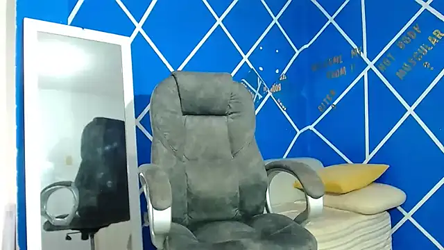 alexander megan online show from September 20, 2025, 8:43 pm