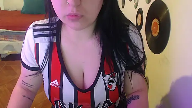 Snapshot of lady_rolinga chatting on September 26, 2025, 12:20 pm lady rolinga online show from September 26, 2025, 12:20 pm