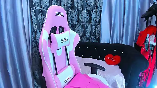 KamilaFoxy online show from March 22, 2025, 6:00 am