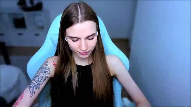 StellaLawless online show from October 4, 2025, 8:18 pm