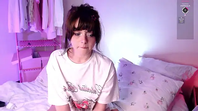 KatieMelone online show from February 25, 2026, 1:37 am