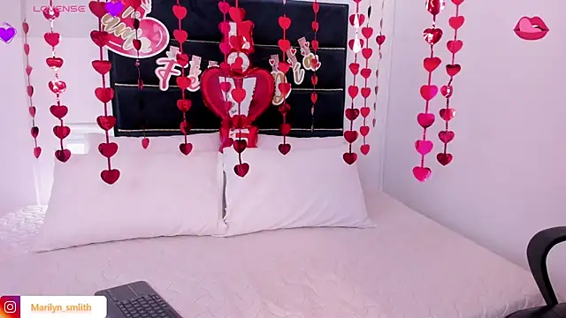 Snapshot of MarilynSmIith chatting on February 6, 2025, 12:37 pm MarilynSmIith online show from February 6, 2025, 12:37 pm