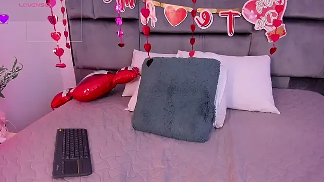 Snapshot of MarilynSmIith chatting on February 8, 2025, 2:38 pm MarilynSmIith online show from February 8, 2025, 2:38 pm