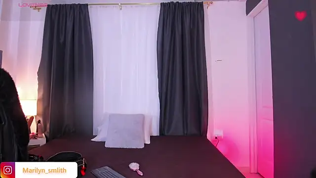 Snapshot of MarilynSmIith chatting on September 22, 2025, 11:12 am MarilynSmIith online show from September 22, 2025, 11:12 am