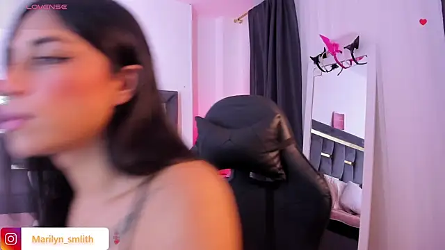 Snapshot of MarilynSmIith chatting on November 15, 2025, 12:56 pm MarilynSmIith online show from November 15, 2025, 12:56 pm