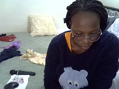 Snapshot of Sweet_Bear chatting on May 30, 2026, 11:18 am Sweet Bear online show from May 30, 2026, 11:18 am
