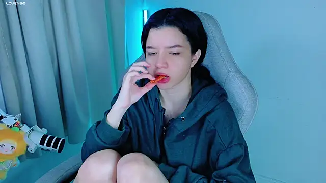 stephybrown online show from November 14, 2025, 1:15 am