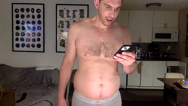 TheOnlyTwinTowers online show from April 8, 2026, 4:56 am