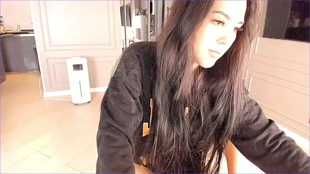 Snapshot of furry_bear chatting on March 9, 2025, 4:55 pm furry bear online show from March 9, 2025, 4:55 pm