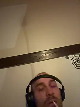 pervy devil online show from March 19, 2026, 9:41 pm