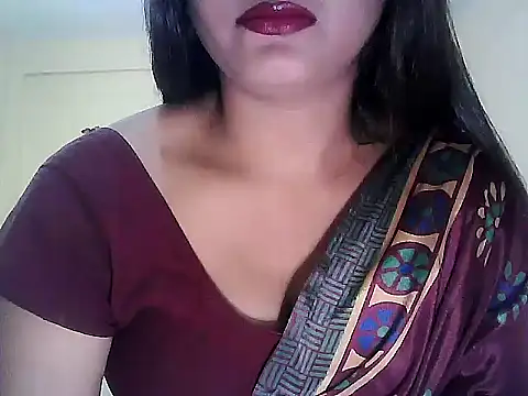 Model-Tanya online show from January 15, 2026, 8:19 am