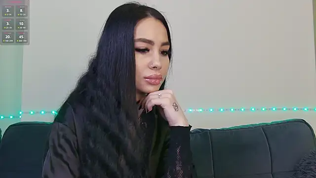 Snapshot of OnlyXandra chatting on January 30, 2025, 8:32 am OnlyXandra online show from January 30, 2025, 8:32 am