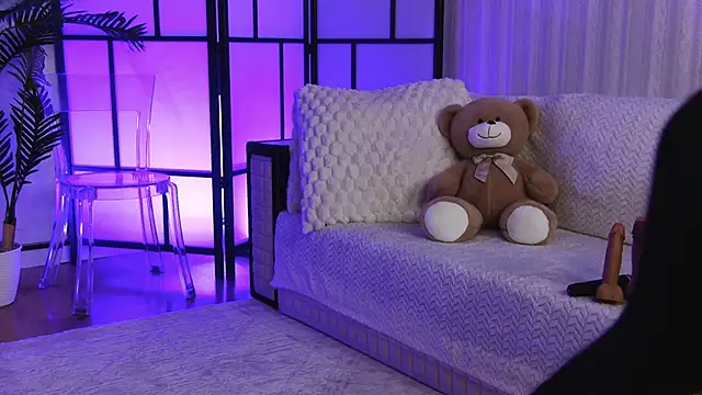 OnlyXandra online show from April 13, 2026, 4:29 am