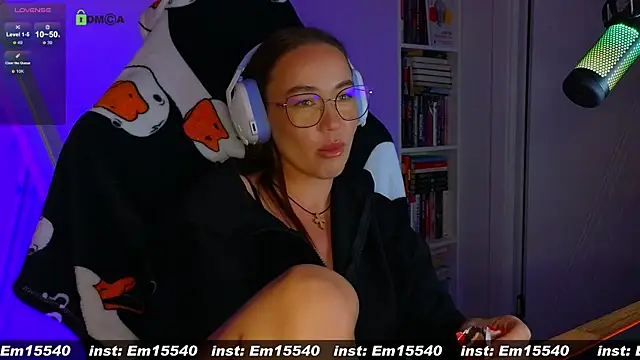 Emili1- online show from January 17, 2025, 2:28 pm