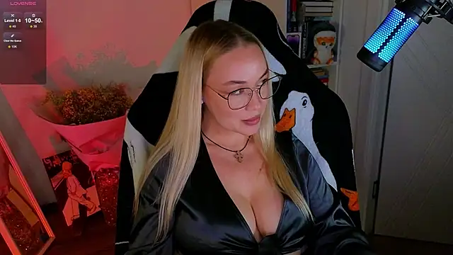 Emili1- online show from September 22, 2025, 4:20 pm