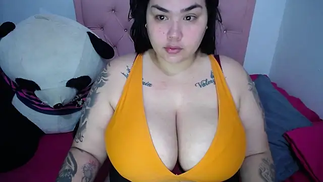 Snapshot of Fernanda_Big_Boobs chatting on June 11, 2026, 12:25 pm Fernanda Big Boobs online show from June 11, 2026, 12:25 pm