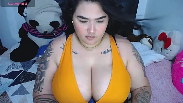 Snapshot of Fernanda_Big_Boobs chatting on July 23, 2026, 9:35 pm Fernanda Big Boobs online show from July 23, 2026, 9:35 pm