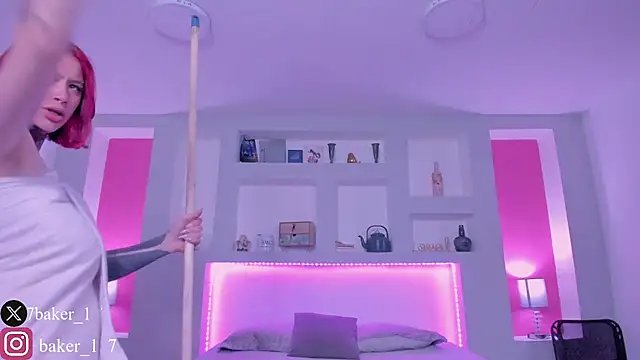 ViolettaBaker  online show from February 7, 2025, 10:41 pm