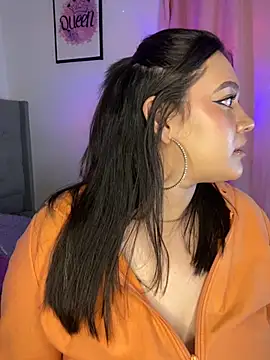 Ari Martin online show from October 8, 2025, 4:10 am