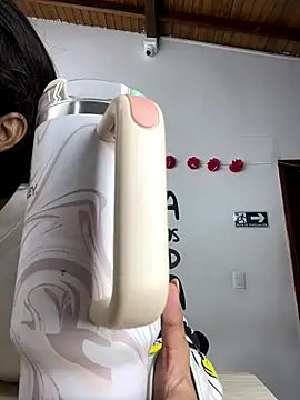 little-Emma online show from September 17, 2025, 3:08 am