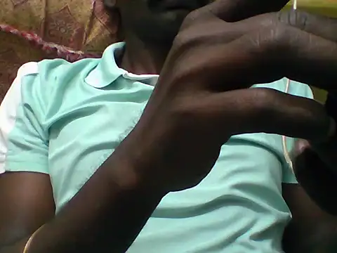 Snapshot of bas1cooks chatting on December 5, 2025, 4:25 pm bas1cooks online show from December 5, 2025, 4:25 pm