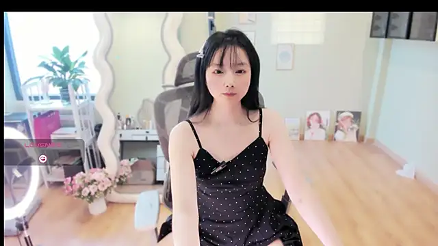 Nery Asian online show from March 22, 2026, 7:23 am