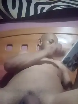 Snapshot of pineda1689 chatting on September 28, 2025, 6:46 pm pineda1689 online show from September 28, 2025, 6:46 pm