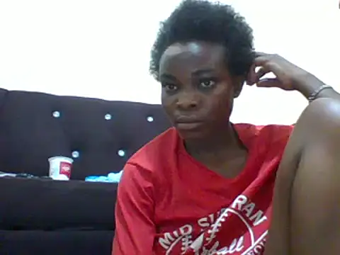 Snapshot of sexxyqueenn22 chatting on February 16, 2025, 5:26 am sexxyqueenn22 online show from February 16, 2025, 5:26 am