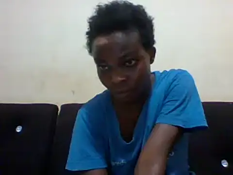 Snapshot of sexxyqueenn22 chatting on March 12, 2025, 4:08 am sexxyqueenn22 online show from March 12, 2025, 4:08 am