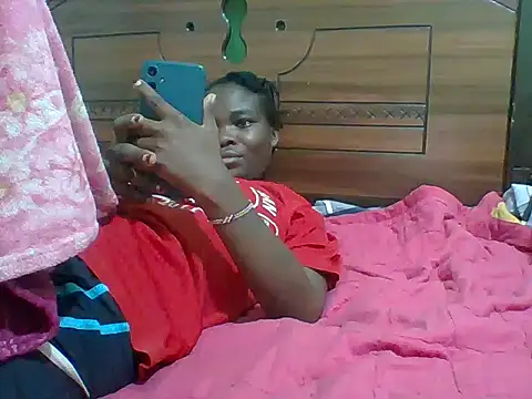 Snapshot of sexxyqueenn22 chatting on October 4, 2025, 2:04 pm sexxyqueenn22 online show from October 4, 2025, 2:04 pm