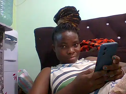 Snapshot of sexxyqueenn22 chatting on November 9, 2025, 11:30 am sexxyqueenn22 online show from November 9, 2025, 11:30 am