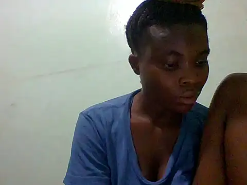 Snapshot of sexxyqueenn22 chatting on November 16, 2025, 7:47 am sexxyqueenn22 online show from November 16, 2025, 7:47 am