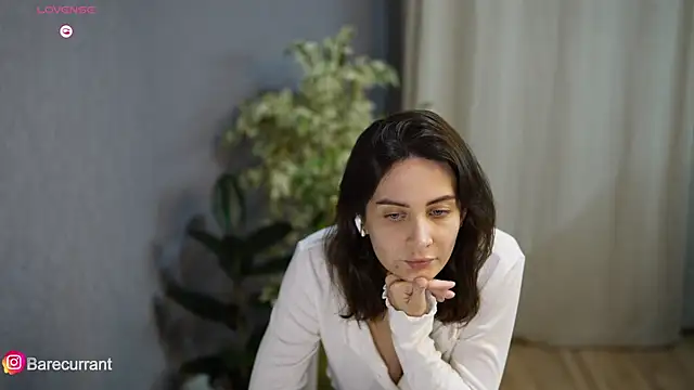 sochnagirls online show from December 27, 2024, 10:05 pm