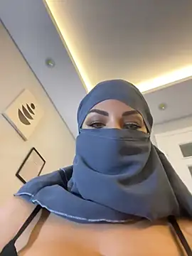 Snapshot of Amberonee31 chatting on March 10, 2025, 7:07 pm Amberonee31 online show from March 10, 2025, 7:07 pm