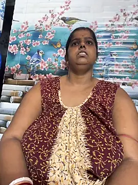 Beauty-queen online show from September 15, 2025, 11:10 am