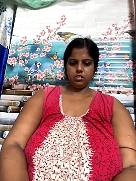 Beauty-queen online show from October 15, 2025, 10:37 am