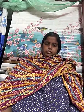 Beauty-queen online show from November 20, 2025, 11:10 am