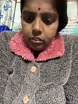 Snapshot of Beauty-queen chatting on January 19, 2026, 10:08 am Beauty-queen online show from January 19, 2026, 10:08 am